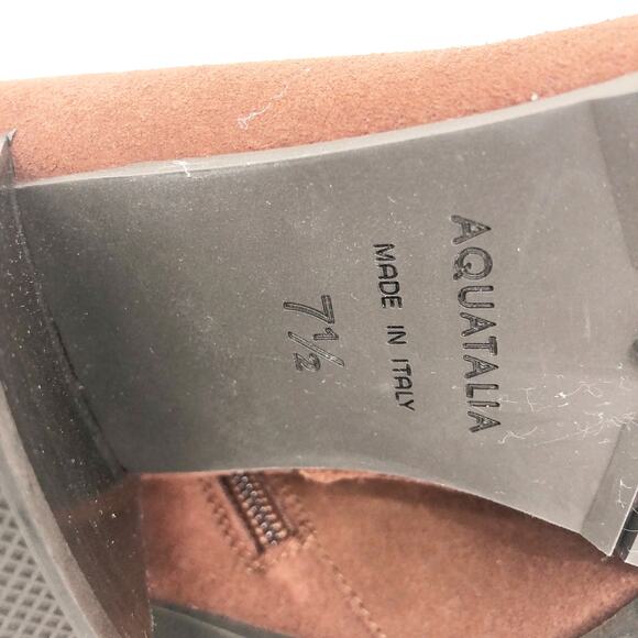 Aquatalia Womens Chelsea Boots 7.5 Brown Heeled Square Toe Suede Leather NWOB - Picture 10 of 10